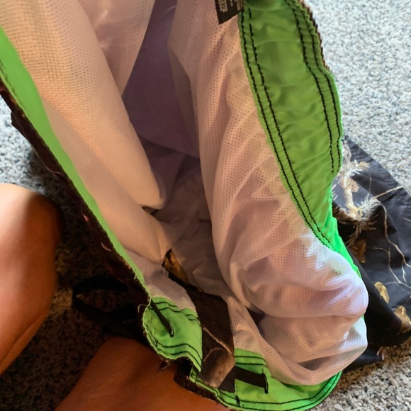 •Realtree• Camo Swim Shorts - Picture 7 of 10